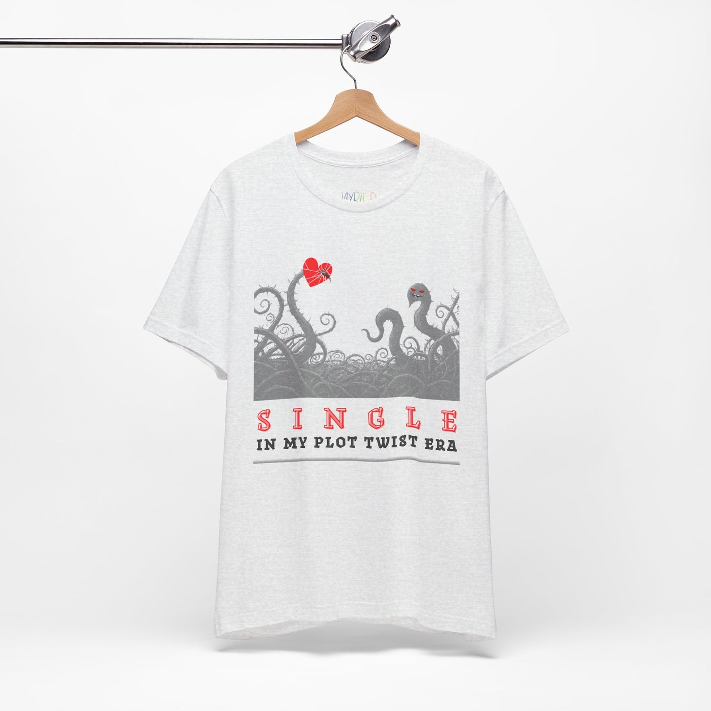 Ash t-shirt with thorny vines stabbed through a heart and text 'SINGLE. In My Plot Era' 